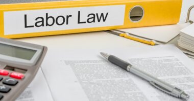 פיטורים מהעבודה_ כך תפעלו נכון מהרגע הראשון